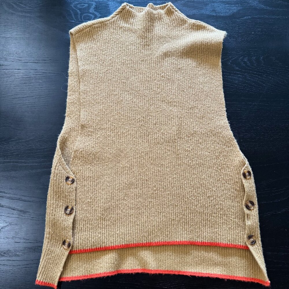 THML Sleeveless Sweater Top Tan XS